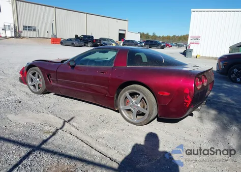 2002 Chevrolet Corvette из США, поврежденный, VIN 1G1YY22G925121092